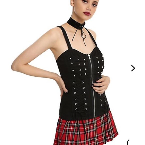 Tripp nyc Tops - TRIPP NYC SPIKED CORSET EUC